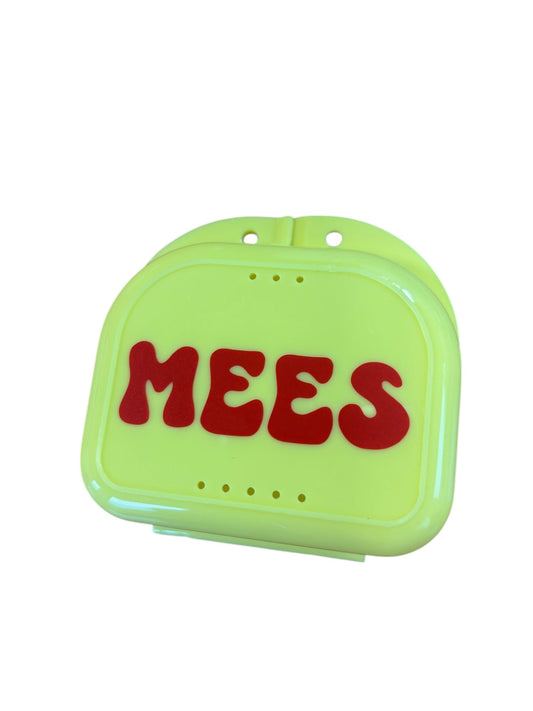 🦷 Personalized Beugelbakje – Bewaar je beugel hygiënisch en in stijl! ✨